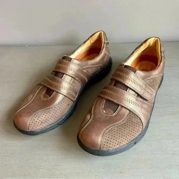 Clarks Unstructured Brown Bronze Leather Casual Slip On Shoes Loafer Women 8 - Picture 3 of 14